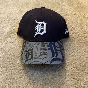 Detroit Tigers Reflective Baseball Hat